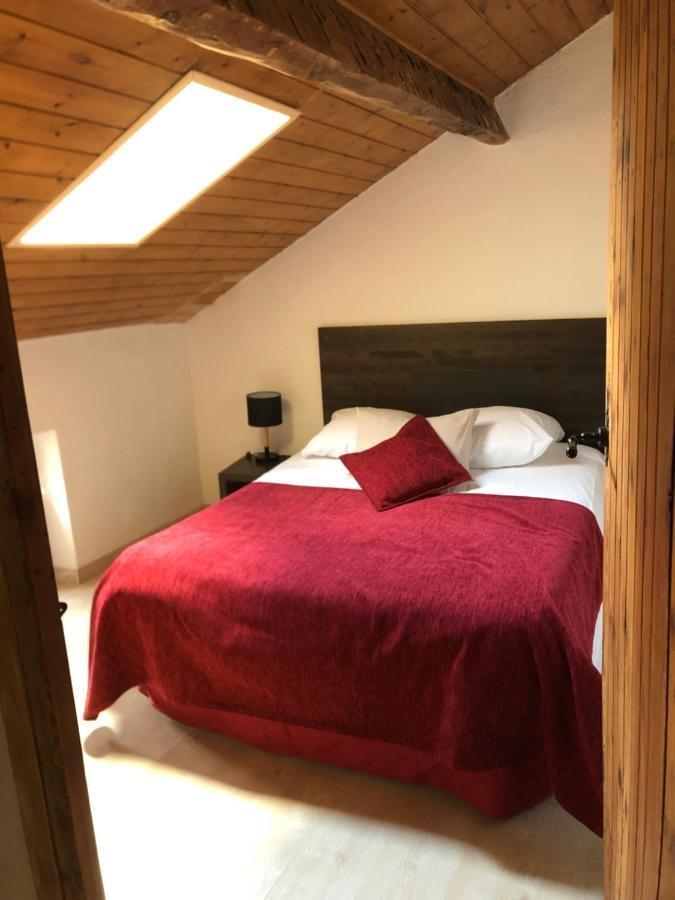 Charmant Appartement Dans Le Village/Coqueto Apartamento En El Pueblecito La Cabanasse Exterior photo